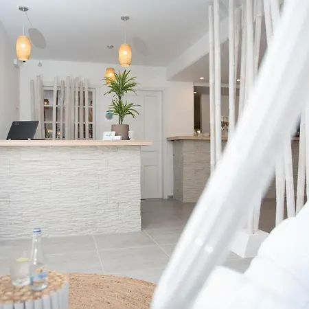Mitos Village Appart hôtel 4*