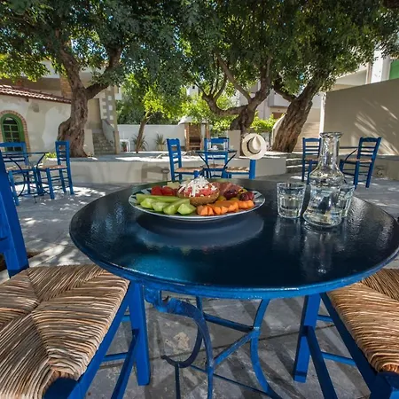Mitos Village Aparthotel 4*