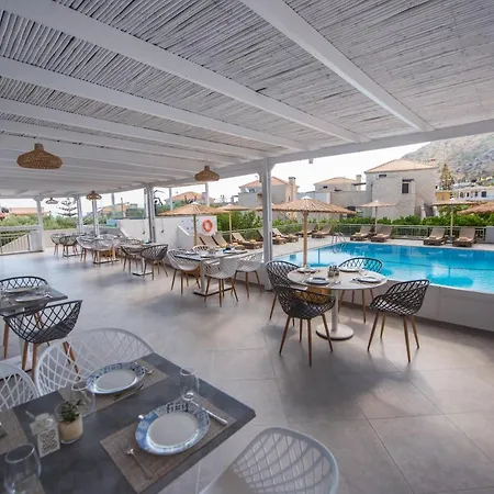 Aparthotel Mitos Village 4*