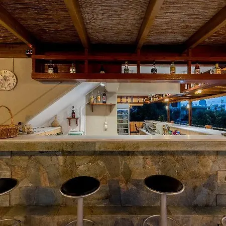 Mitos Village Aparthotel 4*